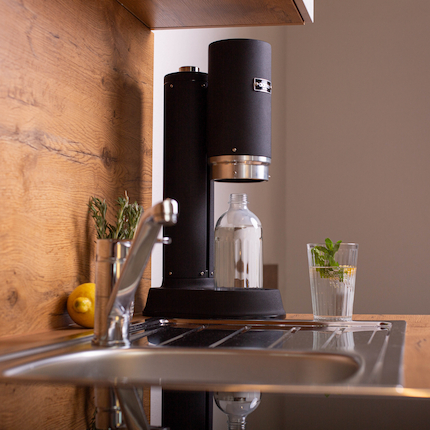 Eleganter Wassersprudler von Sodahome für die moderne Küche